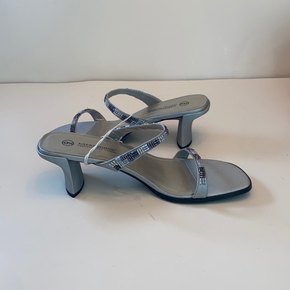NWOT Expressions Heeled Sandals
